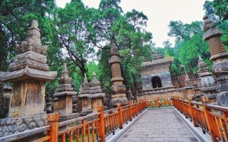 游玩灵岩寺景区攻略，游玩灵岩寺景区攻略图
