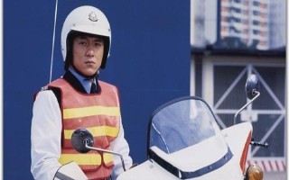 关于警察的短剧本，关于警察的话剧剧本